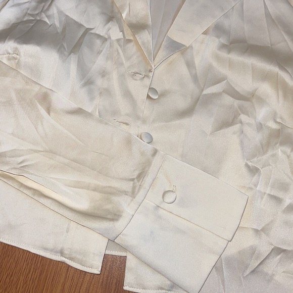 Cream Silk Button up crop New medium - Picture 4 of 5